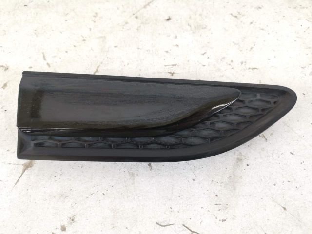 bontott LAND ROVER DISCOVERY SPORT Jobb első Sárvédő Díszléc