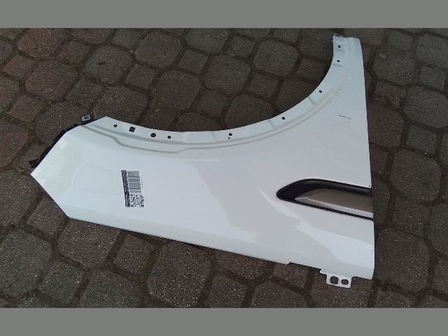 bontott LAND ROVER DISCOVERY SPORT Jobb első Sárvédő