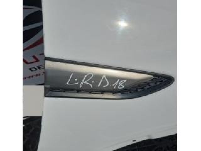 bontott LAND ROVER DISCOVERY SPORT Jobb első Sárvédő