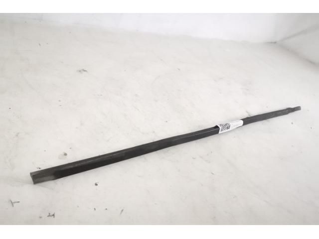 bontott LAND ROVER DISCOVERY SPORT Jobb első Vízlehúzó Gumicsík