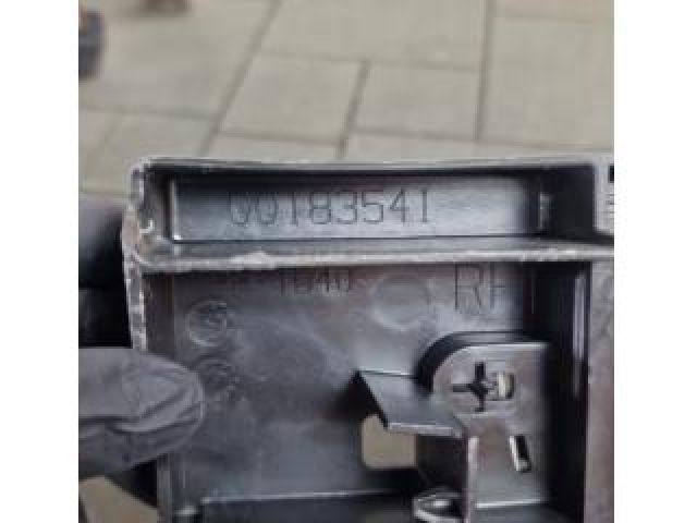 bontott LAND ROVER DISCOVERY SPORT Jobb Fényszóró Tartó