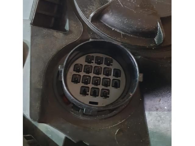 bontott LAND ROVER DISCOVERY SPORT Jobb Fényszóró