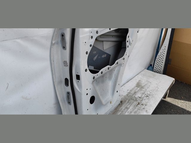 bontott LAND ROVER DISCOVERY SPORT Jobb hátsó Ajtó (Üres lemez)