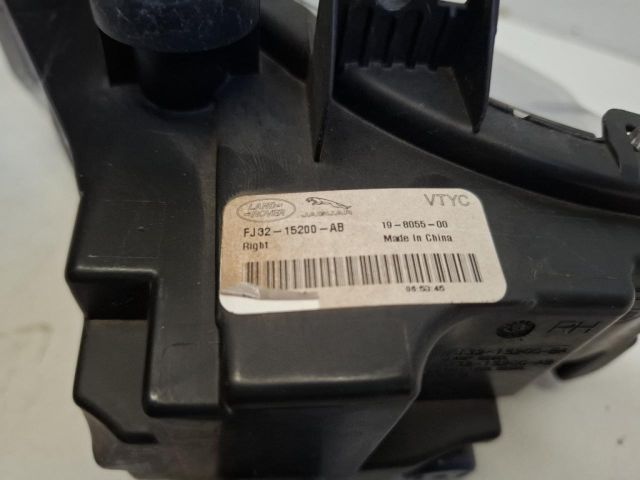 bontott LAND ROVER DISCOVERY SPORT Jobb Ködfényszóró