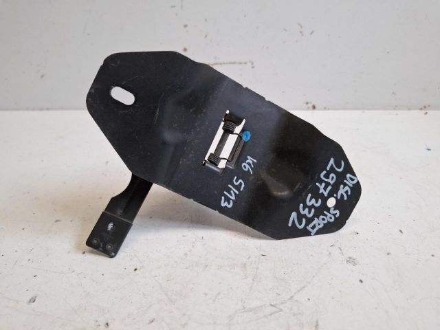 bontott LAND ROVER DISCOVERY SPORT Motorháztető Biztonsági Kampó