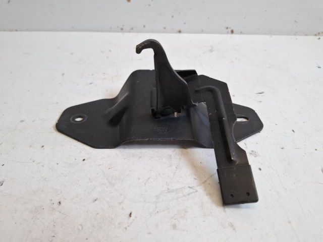 bontott LAND ROVER DISCOVERY SPORT Motorháztető Biztonsági Kampó