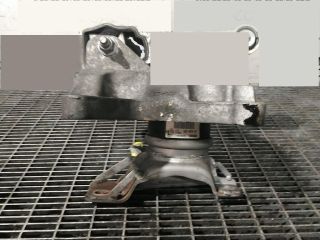 bontott LAND ROVER DISCOVERY SPORT Tartó Bak