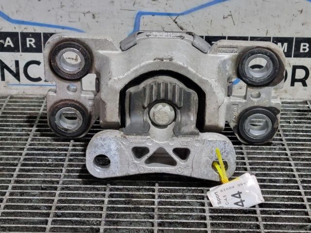 bontott LAND ROVER DISCOVERY SPORT Tartó Bak