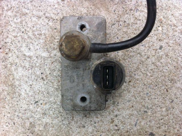 bontott LAND ROVER DISCOVERY Töltőnyomás Érzékelő