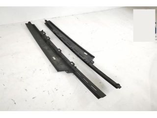 bontott LAND ROVER DISCOVERY V Bal B Oszlop Burkolat