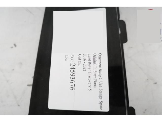 bontott LAND ROVER DISCOVERY V Bal C Oszlop Burkolat