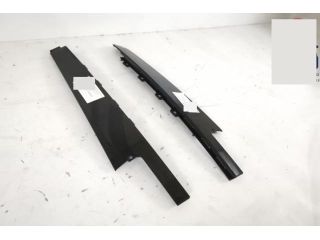 bontott LAND ROVER DISCOVERY V Bal C Oszlop Burkolat