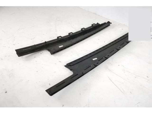 bontott LAND ROVER DISCOVERY V Bal C Oszlop Burkolat