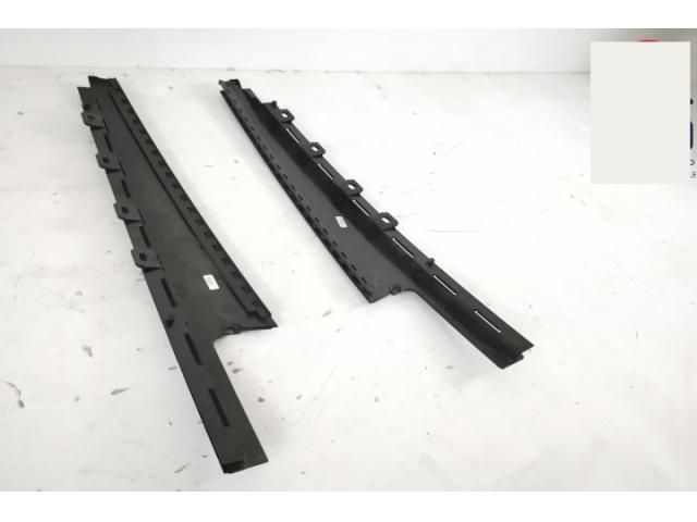 bontott LAND ROVER DISCOVERY V Bal C Oszlop Burkolat