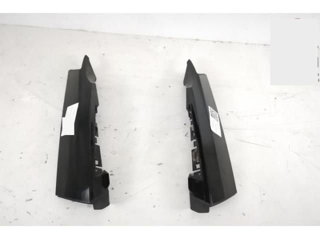 bontott LAND ROVER DISCOVERY V Bal D Oszlop Burkolat