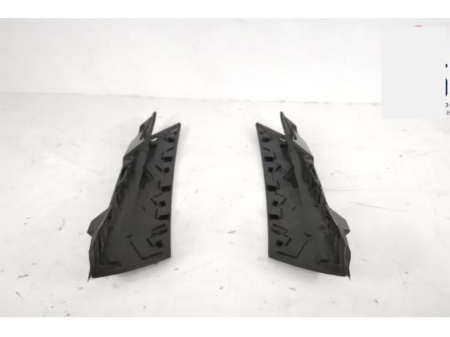 bontott LAND ROVER DISCOVERY V Bal D Oszlop Burkolat