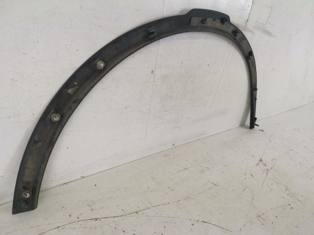 bontott LAND ROVER DISCOVERY V Bal első Sárvédő Díszléc