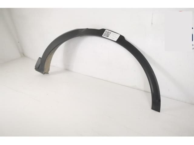 bontott LAND ROVER DISCOVERY V Bal hátsó Sárvédő Díszléc