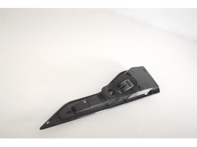 bontott LAND ROVER DISCOVERY V Bal Külső Hátsó Lámpa