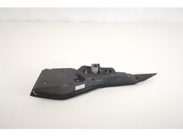 bontott LAND ROVER DISCOVERY V Bal Külső Hátsó Lámpa