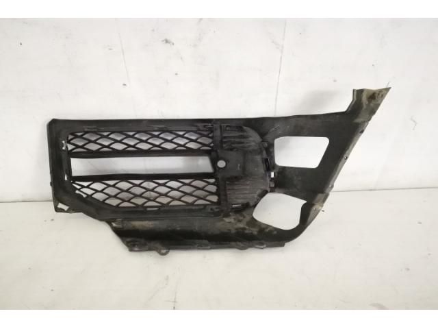 bontott LAND ROVER DISCOVERY V Első Lökhárító Alsó Tálca