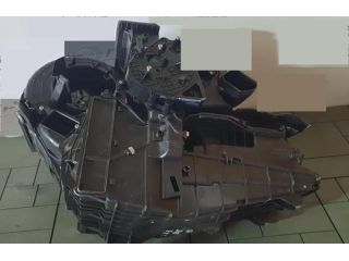 bontott LAND ROVER DISCOVERY V Fűtőmotor (Klímás)