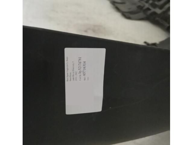 bontott LAND ROVER DISCOVERY V Hátsó Lökhárító (Részeivel)