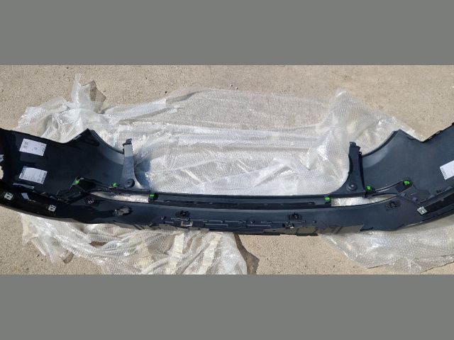 bontott LAND ROVER DISCOVERY V Hátsó Lökhárító (Üresen)