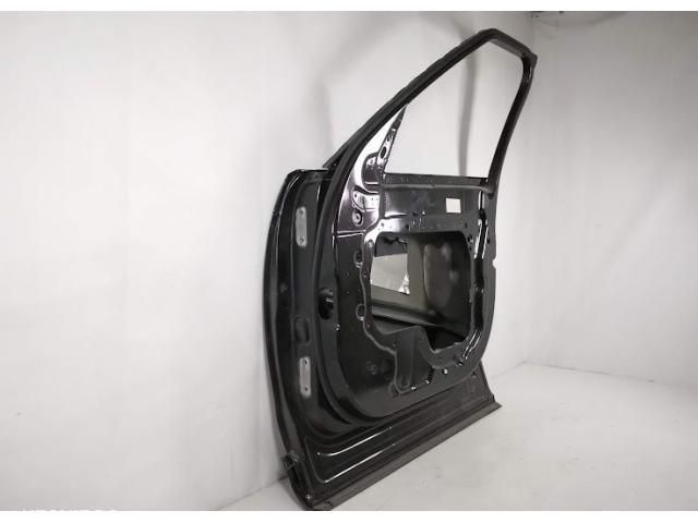 bontott LAND ROVER DISCOVERY V Jobb első Ajtó (Részeivel)