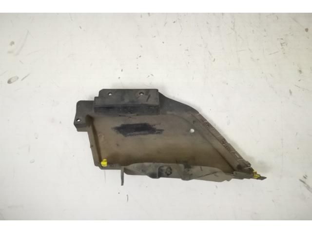 bontott LAND ROVER DISCOVERY V Jobb első Lökhárító Tartó (Műanyag)