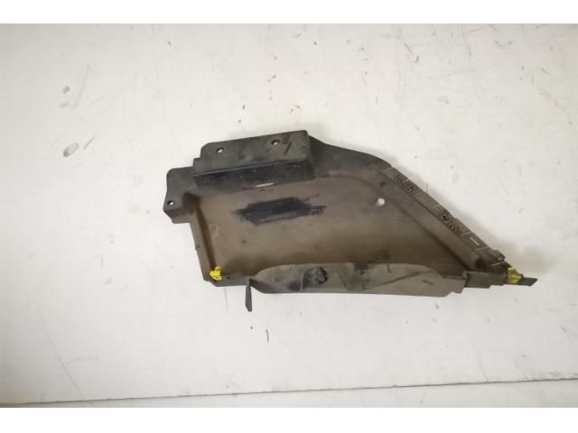 bontott LAND ROVER DISCOVERY V Jobb első Lökhárító Tartó (Műanyag)