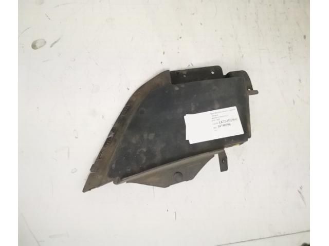 bontott LAND ROVER DISCOVERY V Jobb első Lökhárító Tartó (Műanyag)