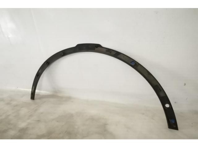 bontott LAND ROVER DISCOVERY V Jobb első Sárvédő Díszléc