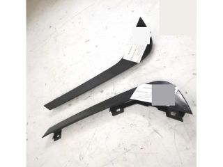 bontott LAND ROVER DISCOVERY V Jobb hátsó Ablak Díszléc