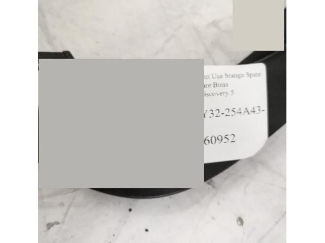 bontott LAND ROVER DISCOVERY V Jobb hátsó Ablak Díszléc