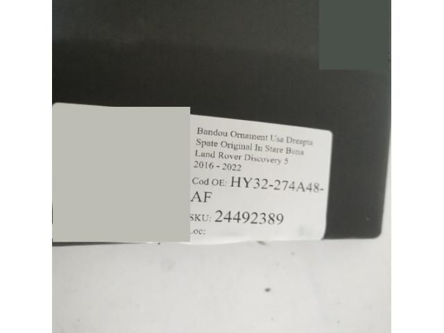 bontott LAND ROVER DISCOVERY V Jobb hátsó Ajtó Díszléc