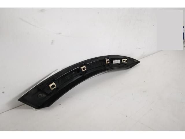 bontott LAND ROVER DISCOVERY V Jobb hátsó Sárvédő Díszléc