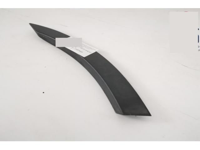 bontott LAND ROVER DISCOVERY V Jobb hátsó Sárvédő Díszléc