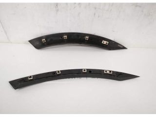 bontott LAND ROVER DISCOVERY V Jobb hátsó Sárvédő Díszléc