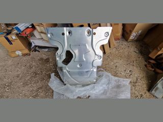 bontott LAND ROVER DISCOVERY V Kartervédő