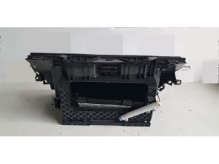 bontott LAND ROVER DISCOVERY V Kesztyűtartó