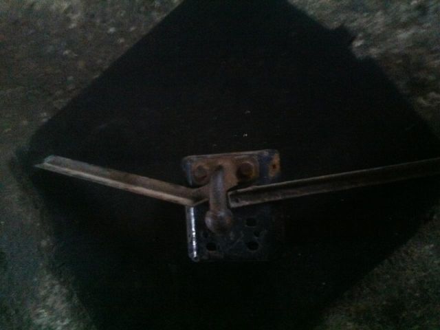 bontott LAND ROVER DISCOVERY Vonóhorog