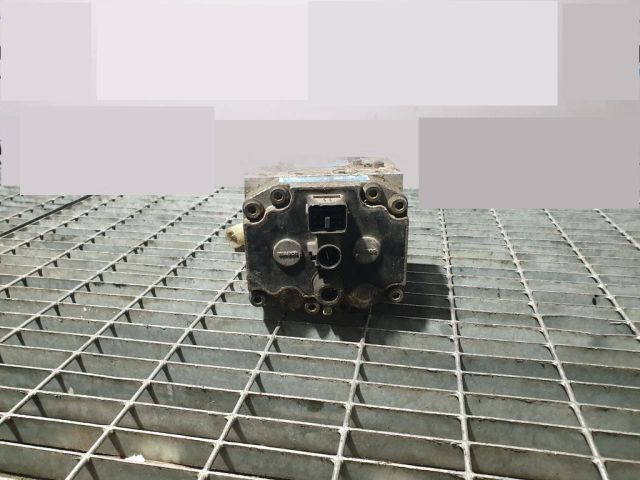 bontott LAND ROVER FREELANDER ABS Kocka