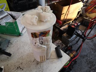 bontott LAND ROVER FREELANDER Üzemanyag Szivattyú