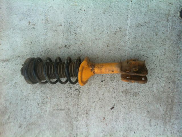 bontott LAND ROVER FREELANDER Bal hátsó Lengéscsillapító