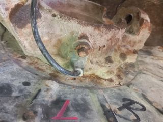 bontott LAND ROVER FREELANDER Bal első Csonkállvány Kerékaggyal