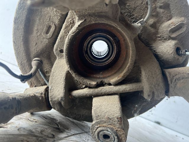 bontott LAND ROVER FREELANDER Bal hátsó Csonkállvány