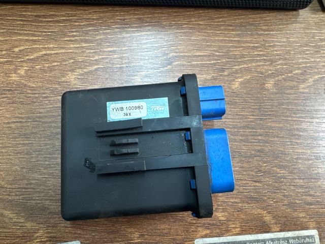 bontott LAND ROVER FREELANDER Hűtőventilátor Relé