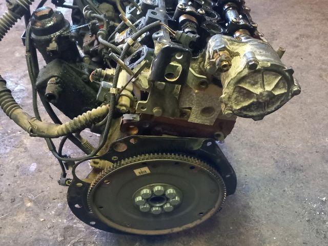 bontott LAND ROVER FREELANDER Motor (Fűzött blokk hengerfejjel)