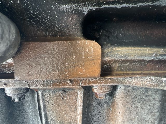 bontott LAND ROVER FREELANDER Motor (Fűzött blokk hengerfejjel)